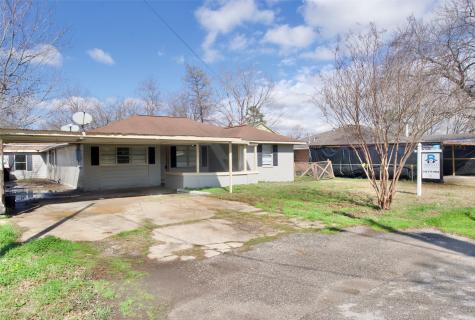 14517 Hershe Street Houston TX 77015