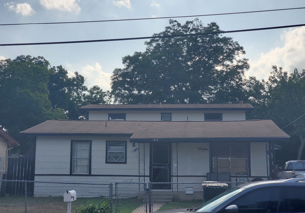 1919 Delfino Street San Antonio TX 78237