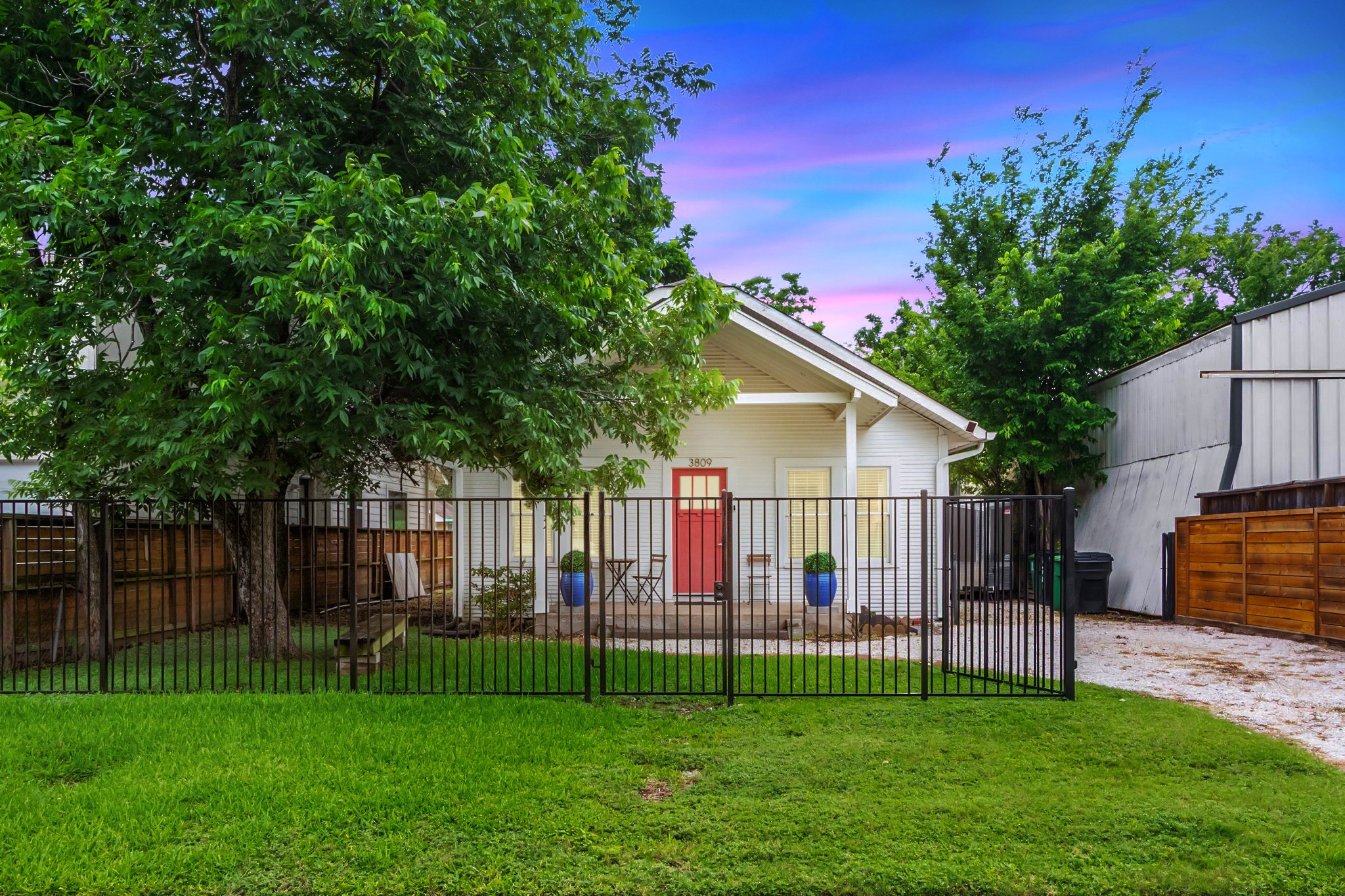 3809 Billingsley Street Houston TX 77009