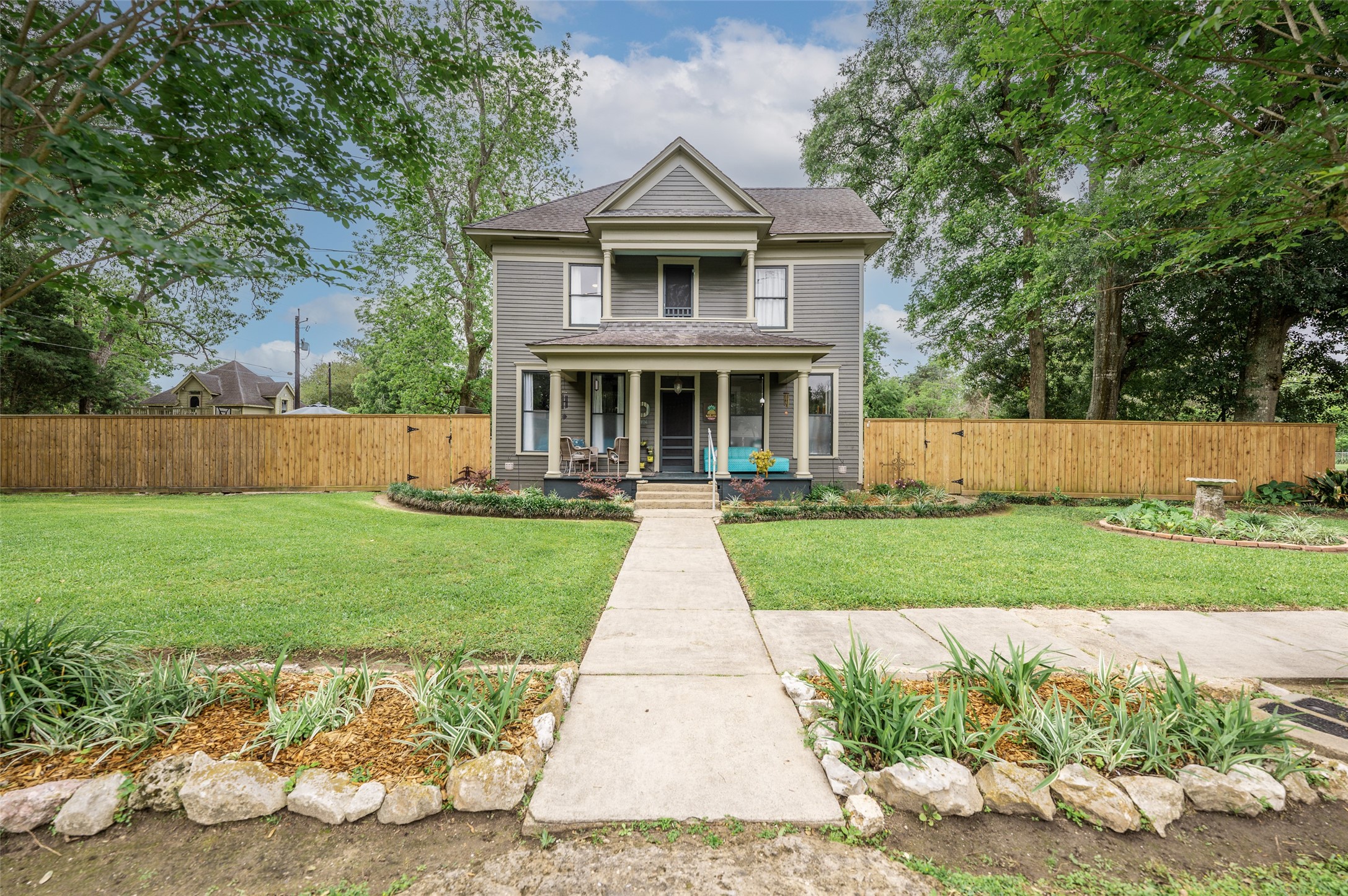 2104 3rd Street Bay City TX 77414