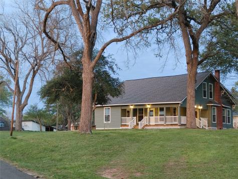475 Indian Shore Livingston TX 77351