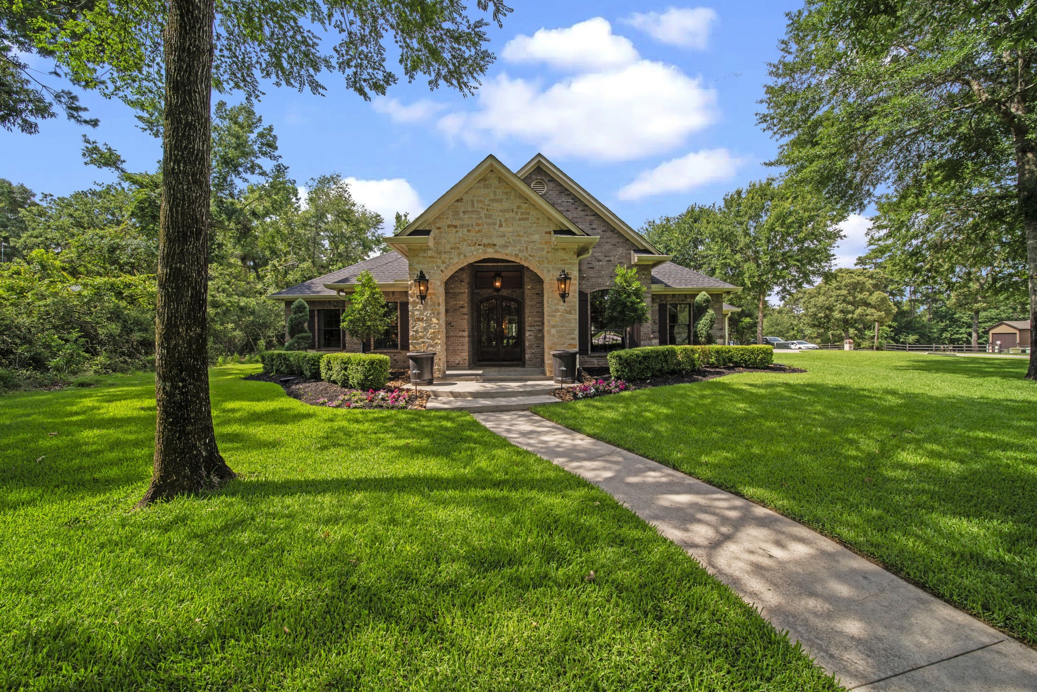261 Ridge Lake Drive Montgomery TX 77316