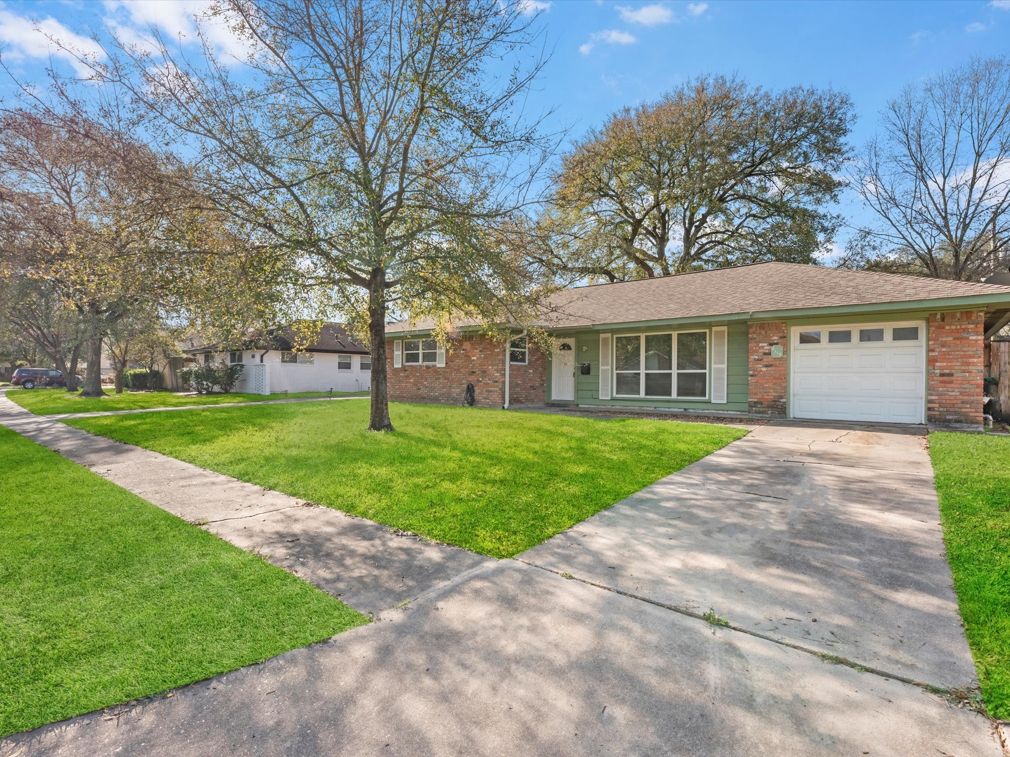 6115 Shadow Crest Street Houston TX 77074