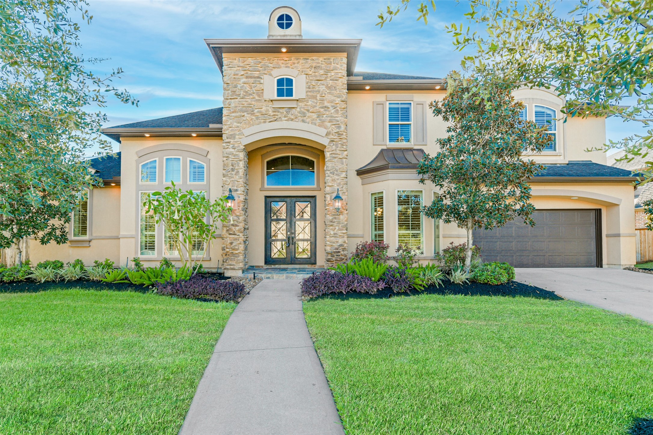 1111 Rymers Switch Lane Friendswood TX 77546