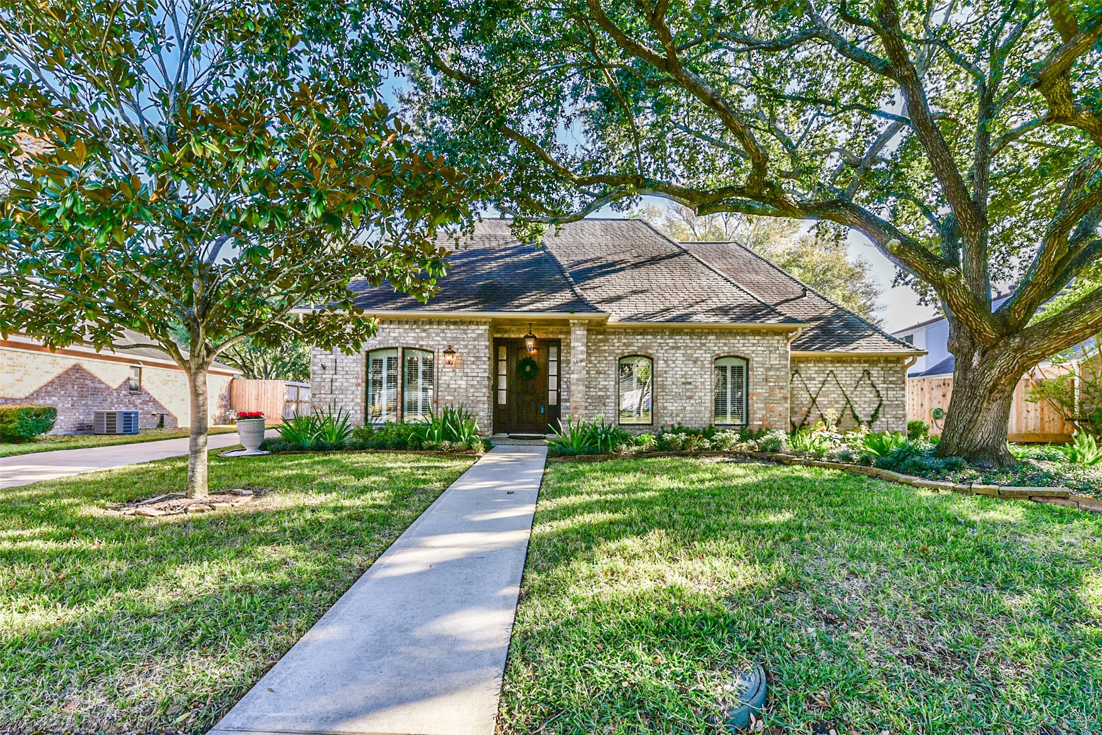 1319 Heathwood Drive Houston TX 77077