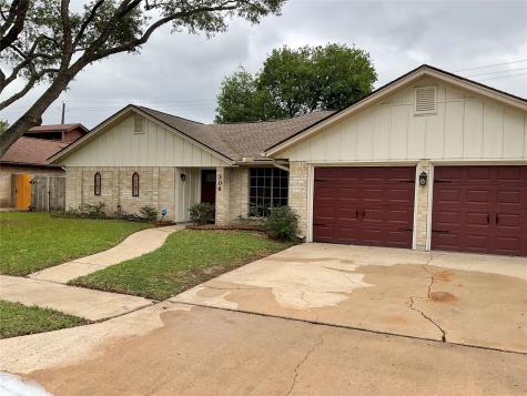 306 Alamogordo Drive Victoria TX 77904