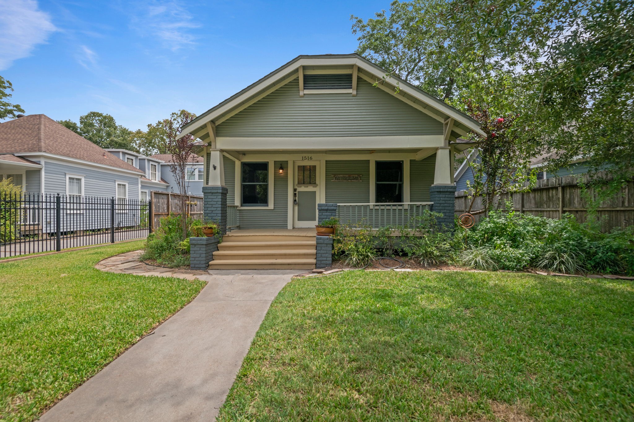 1516 Waverly Street Houston TX 77008