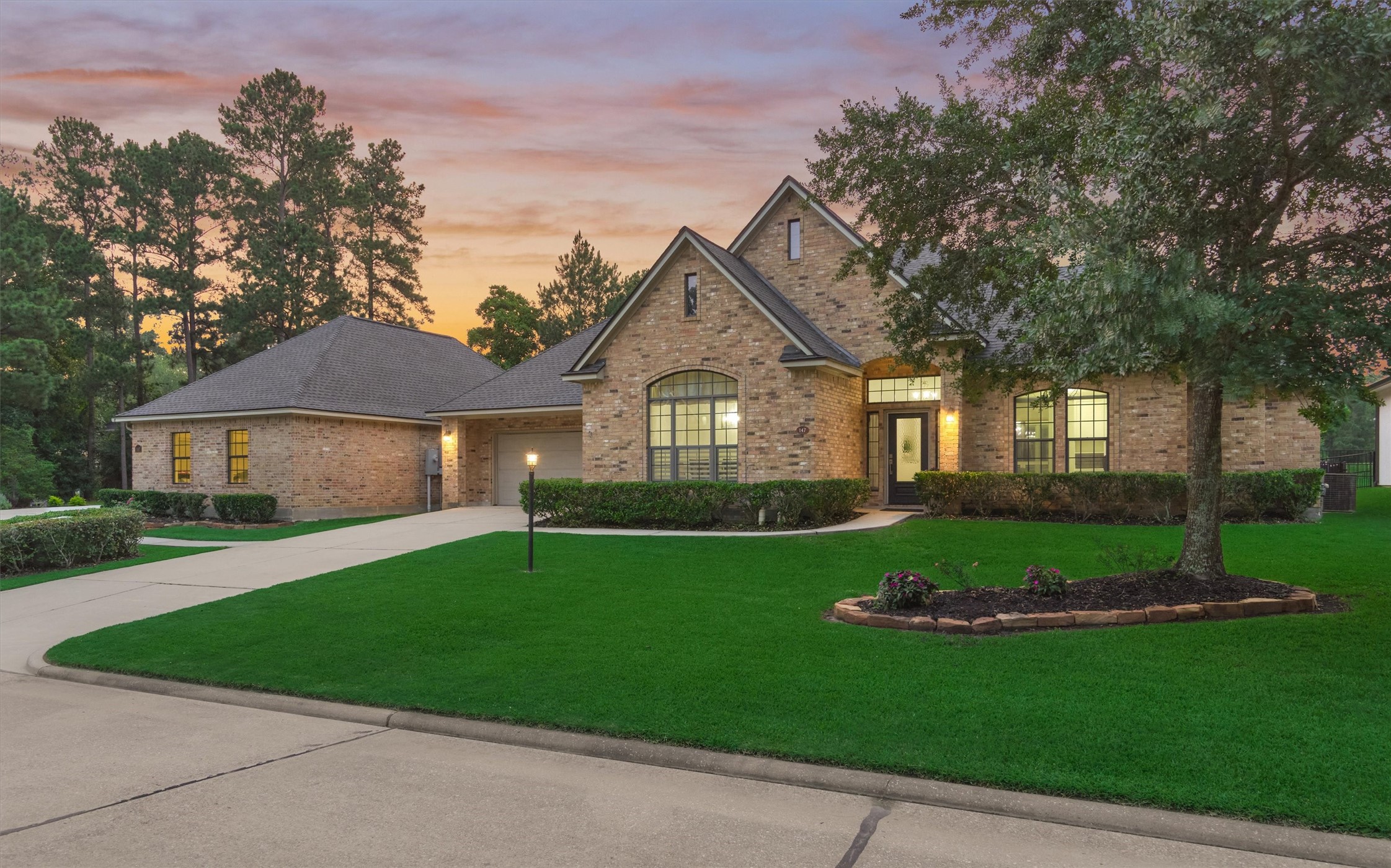 147 W Pines Drive Montgomery TX 77356