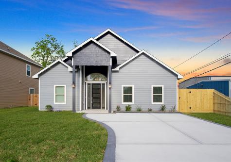 102 Drive Martin Luther King Jr Drive La Porte TX 77571