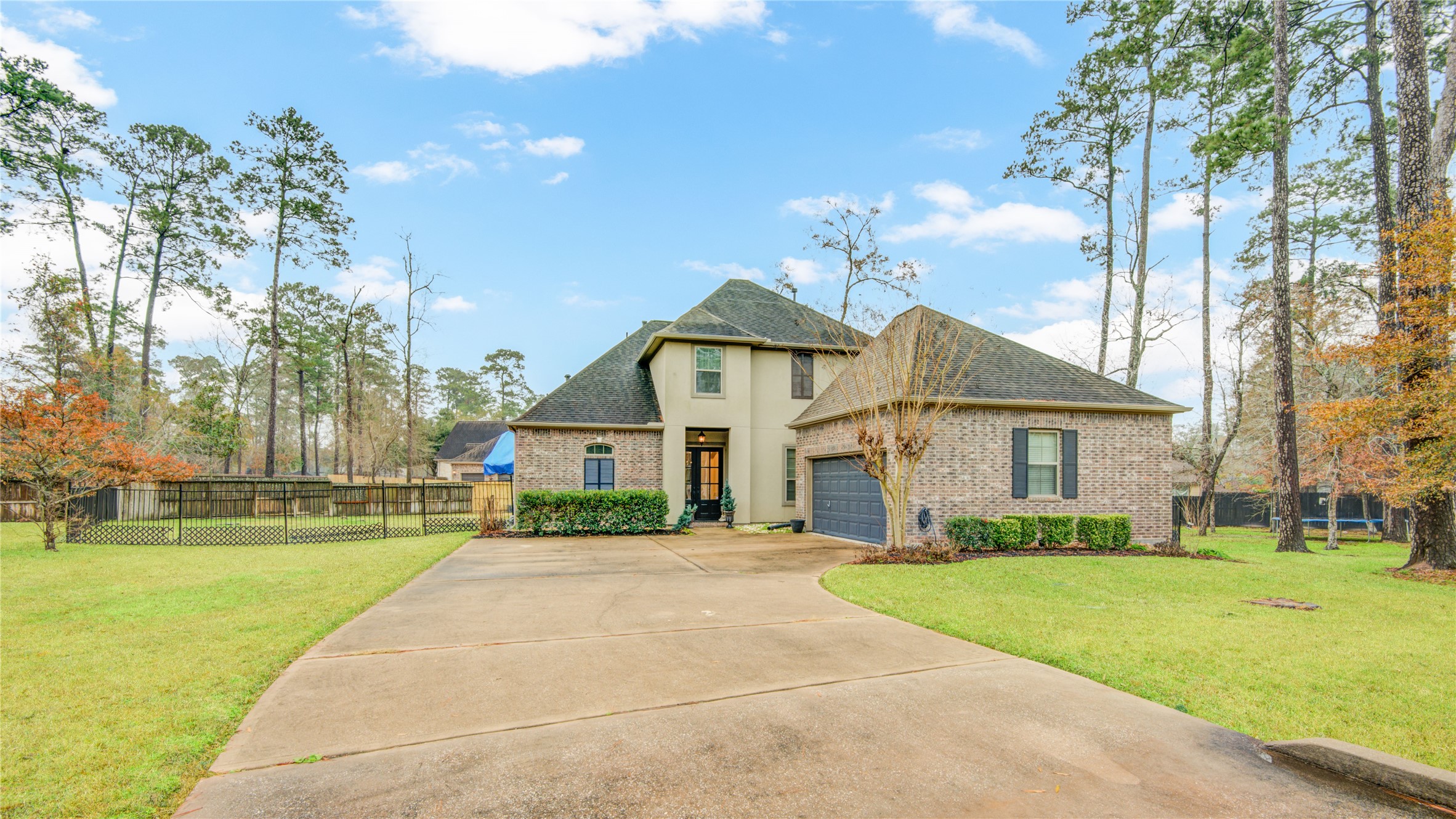 906 Longleaf Court Conroe TX 77302