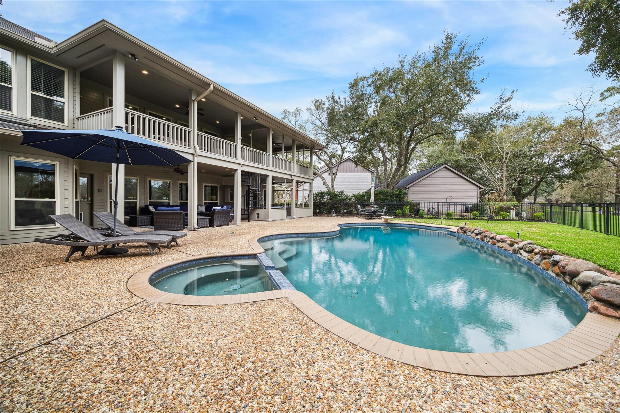 2323 Pleasant Creek Drive Kingwood TX 77345