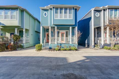 822 Garden Trace Lane Houston TX 77018