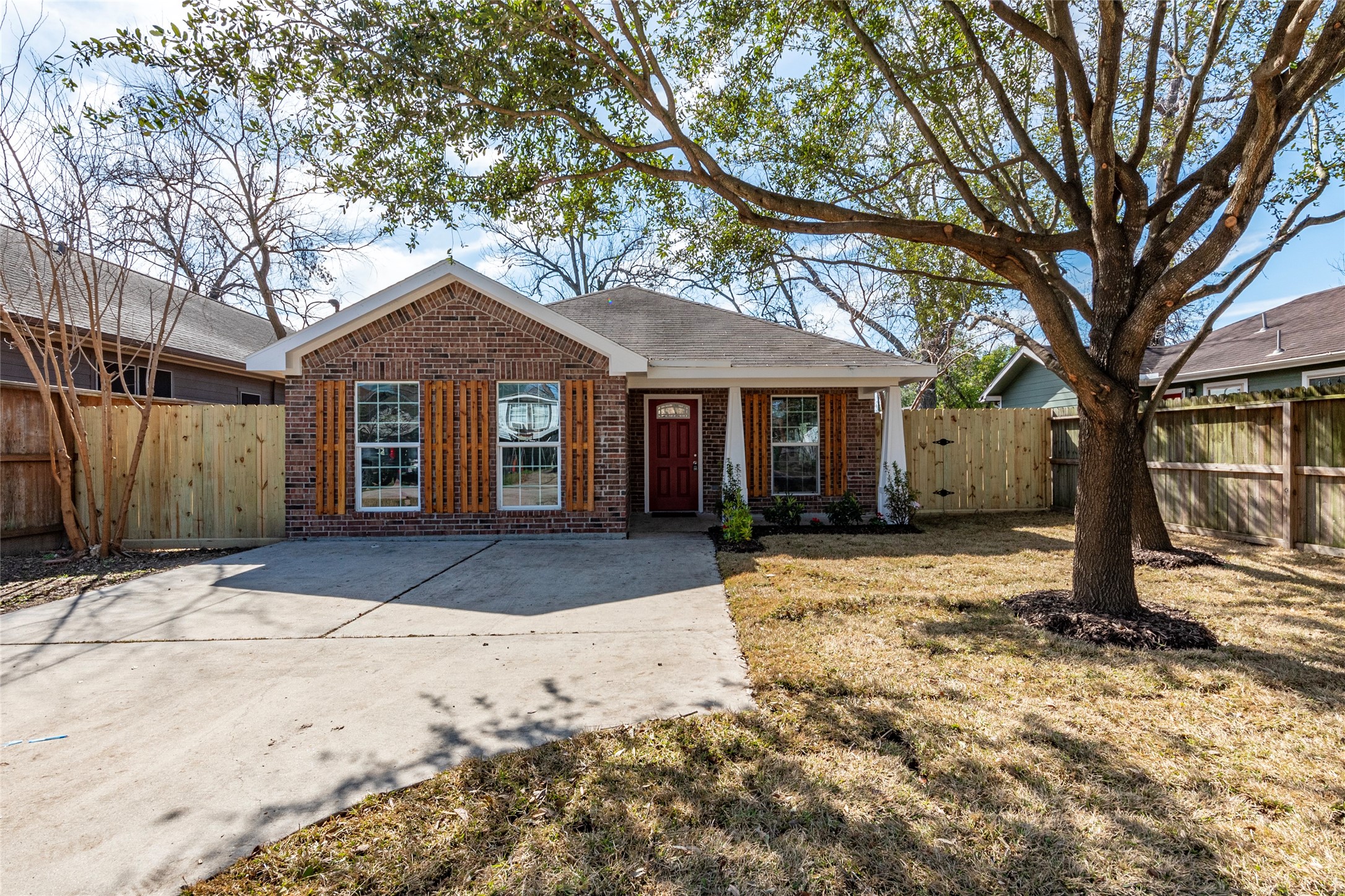6826 Avenue Q Houston TX 77011