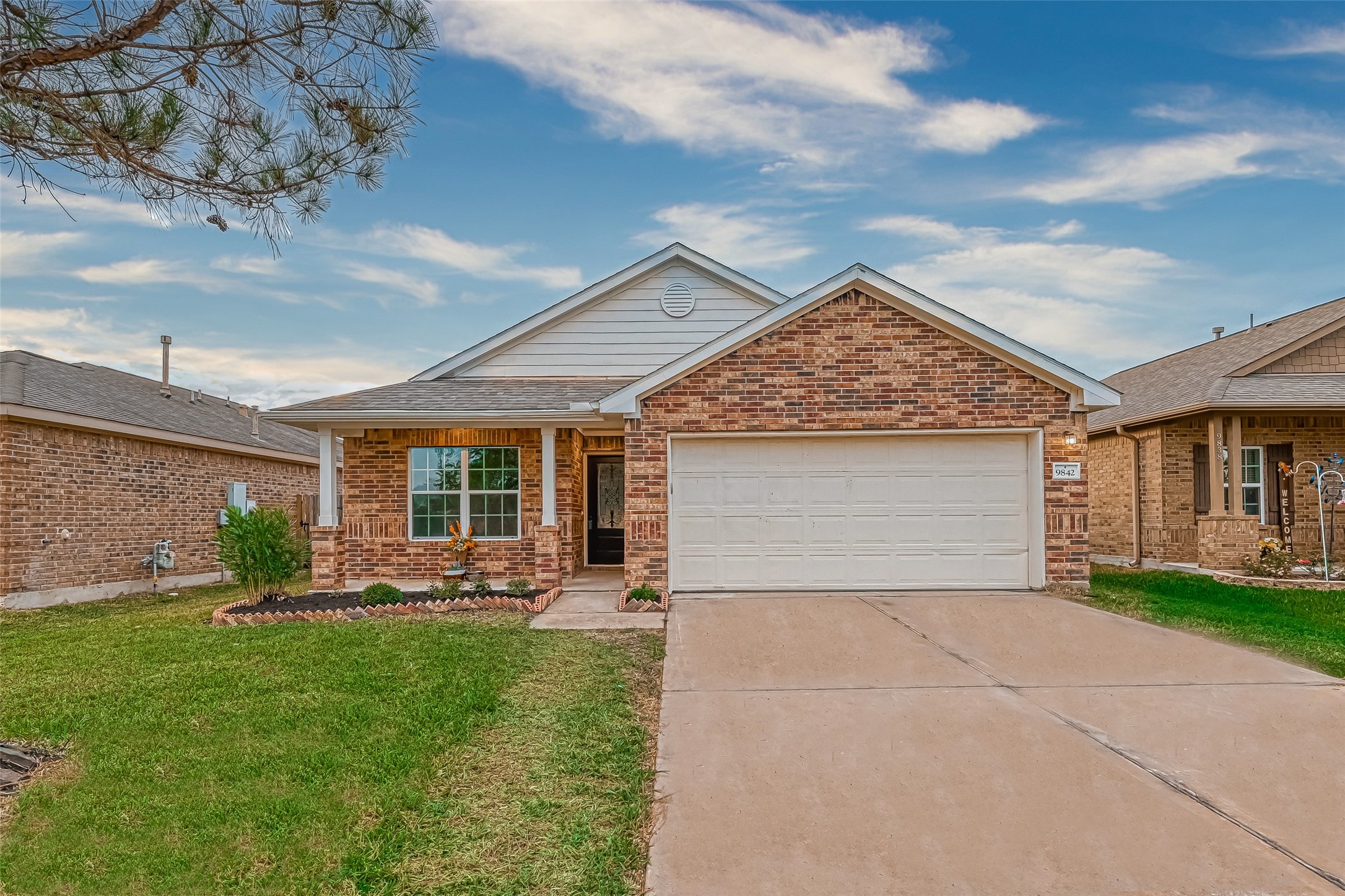 9842 Onyx Trail Drive Rosharon TX 77583