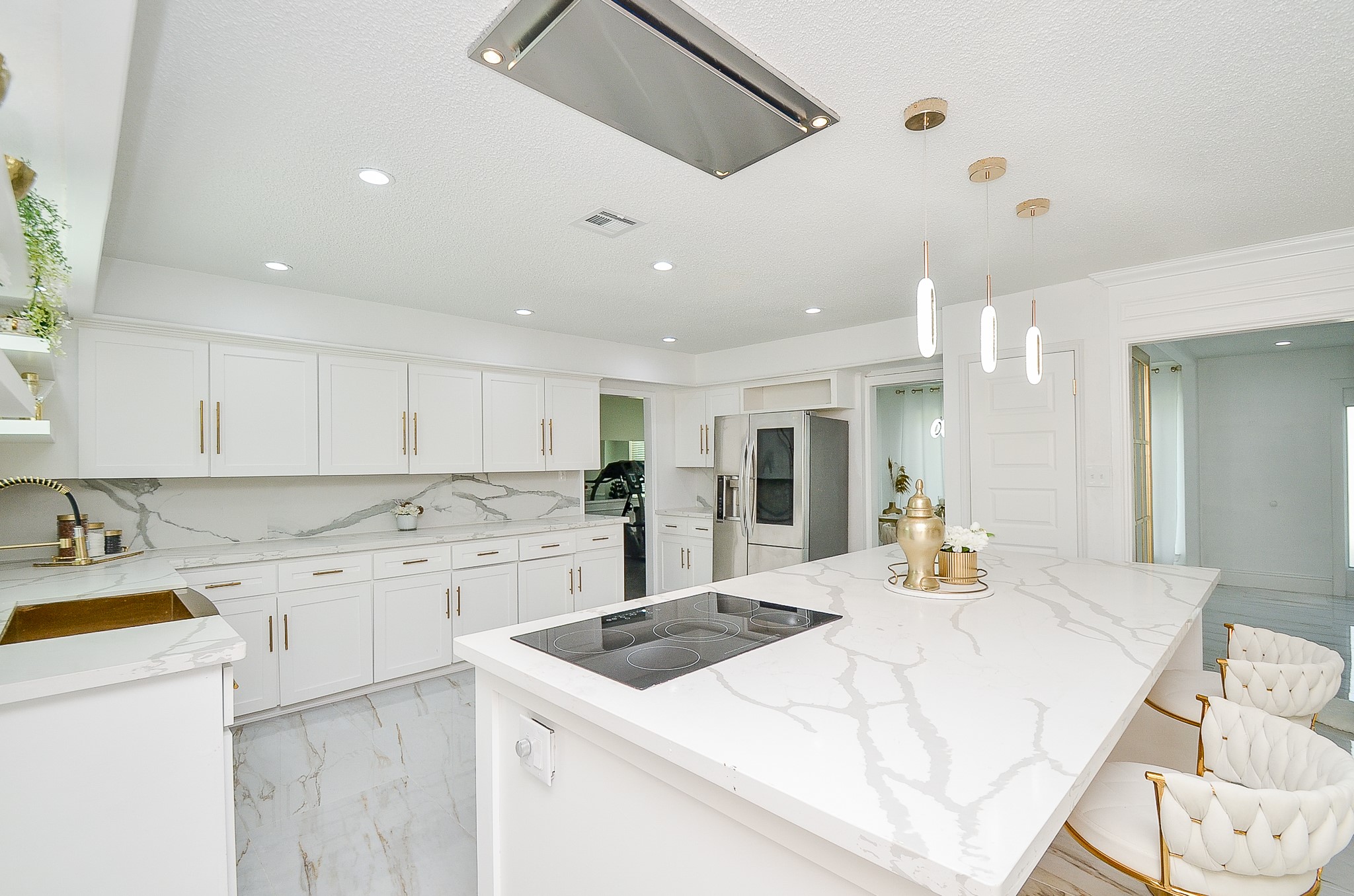 1511 Tucumcari Drive Houston TX 77090