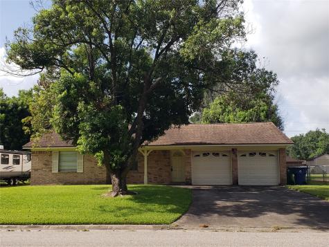 505 Catalpa Street Angleton TX 77515