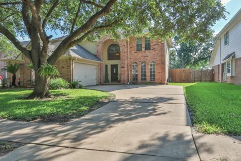2007 Barrington Pointe Drive League City TX 77573