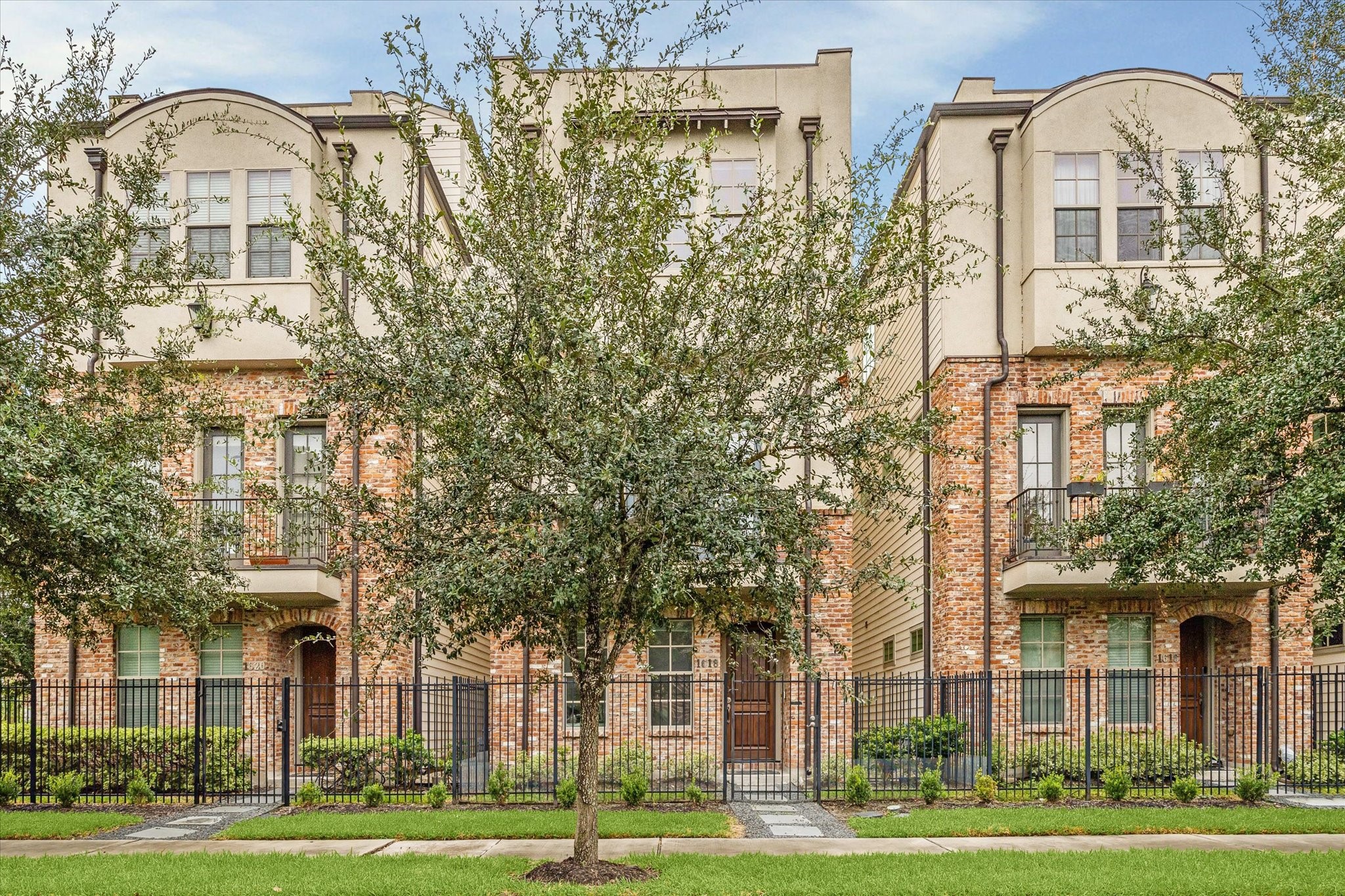 1618 Rosewood Street Houston TX 77004