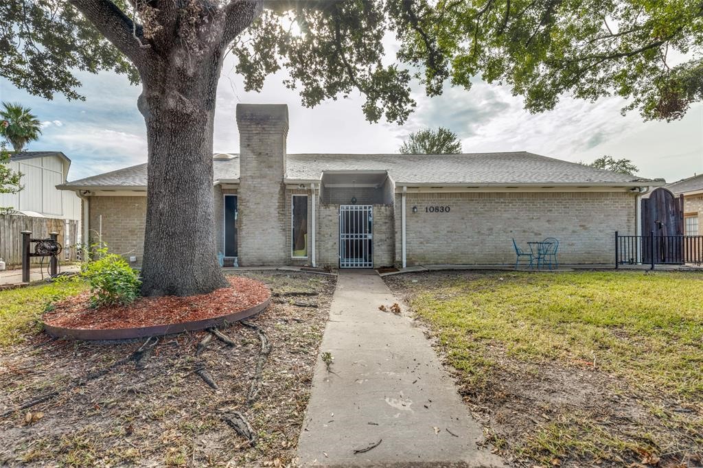 10830 Villa Lea Lane Houston TX 77071