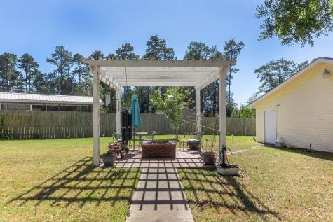 215 W Wildwood Drive N Village Mills TX 77663