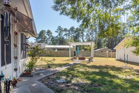 215 W Wildwood Drive N Village Mills TX 77663