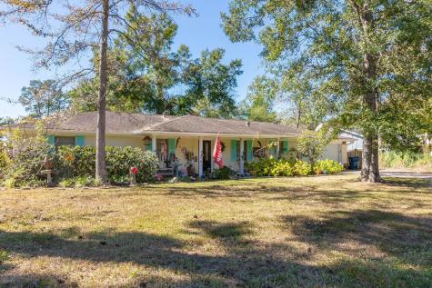 215 W Wildwood Drive N Village Mills TX 77663