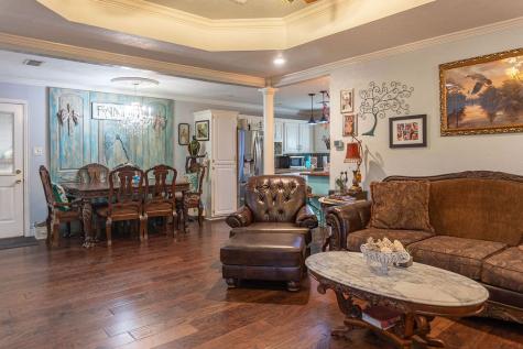 215 W Wildwood Drive N Village Mills TX 77663