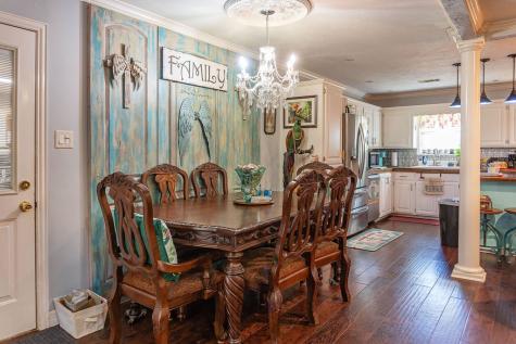 215 W Wildwood Drive N Village Mills TX 77663