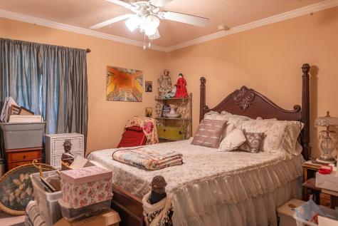 215 W Wildwood Drive N Village Mills TX 77663