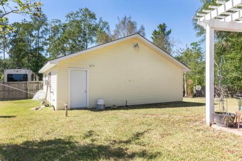 215 W Wildwood Drive N Village Mills TX 77663