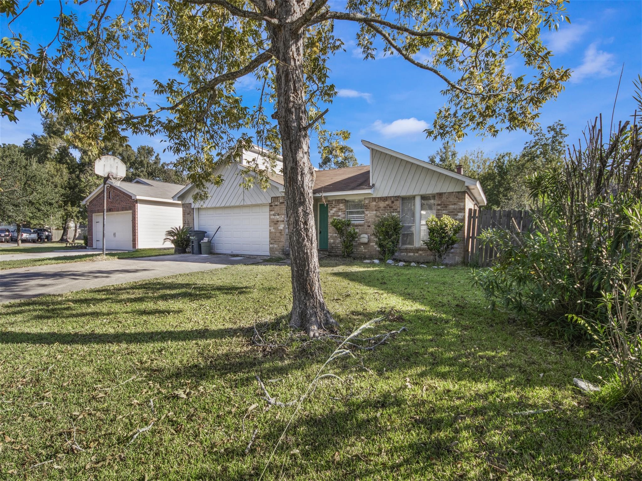 16858 Marlin Spike Way Crosby TX 77532