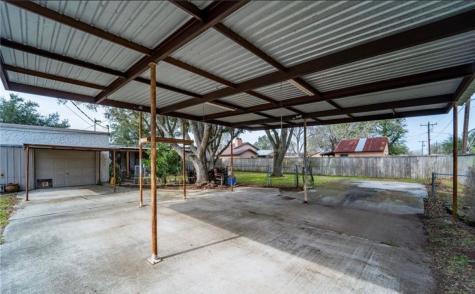 112 Stratford Street Victoria TX 77905