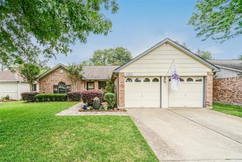2910 Laurelridge Drive League City TX 77573