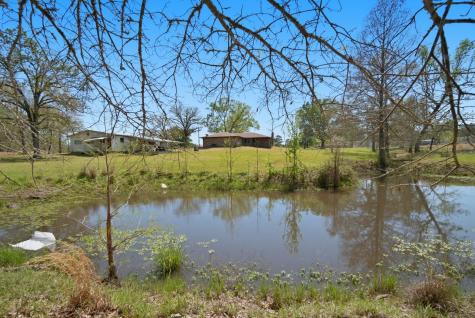 15 Brumley Drive Huntsville TX 77320
