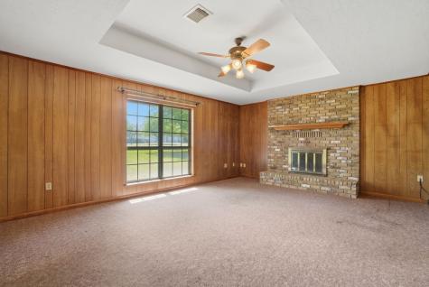 15 Brumley Drive Huntsville TX 77320