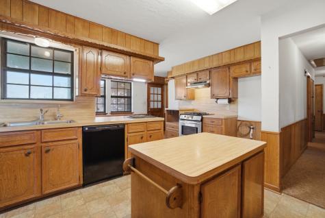 15 Brumley Drive Huntsville TX 77320