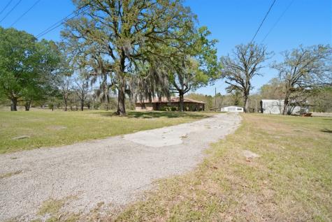 15 Brumley Drive Huntsville TX 77320