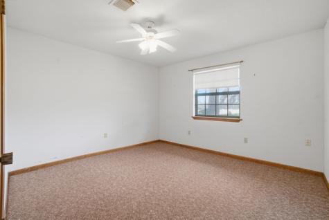 15 Brumley Drive Huntsville TX 77320