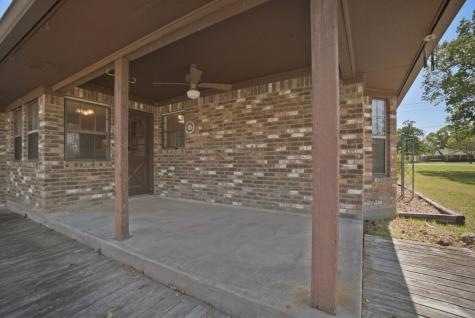 15 Brumley Drive Huntsville TX 77320