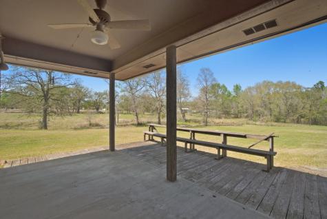 15 Brumley Drive Huntsville TX 77320