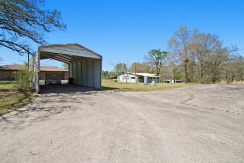 15 Brumley Drive Huntsville TX 77320