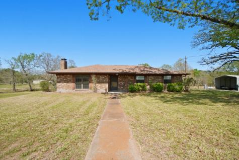 15 Brumley Drive Huntsville TX 77320