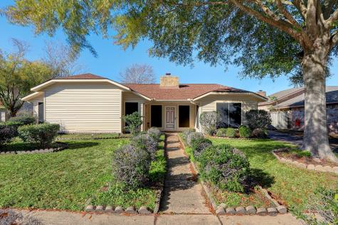 3946 Salvador Street Pasadena TX 77504