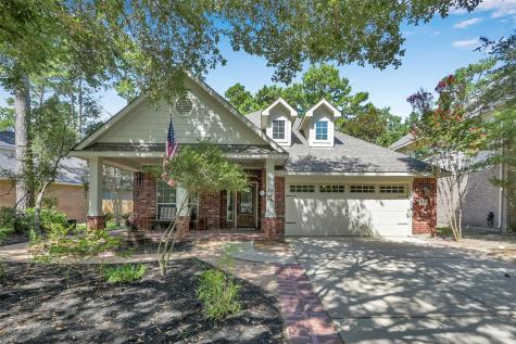 15 S Rambling Ridge Place Conroe TX 77385