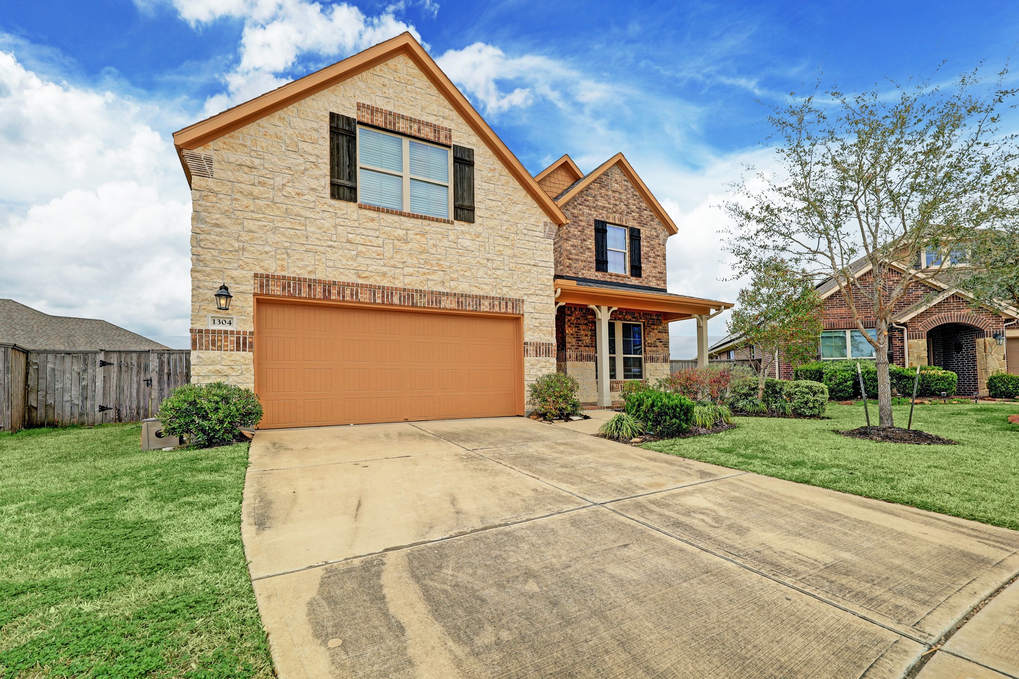 1304 Ownby Court Pearland TX 77581