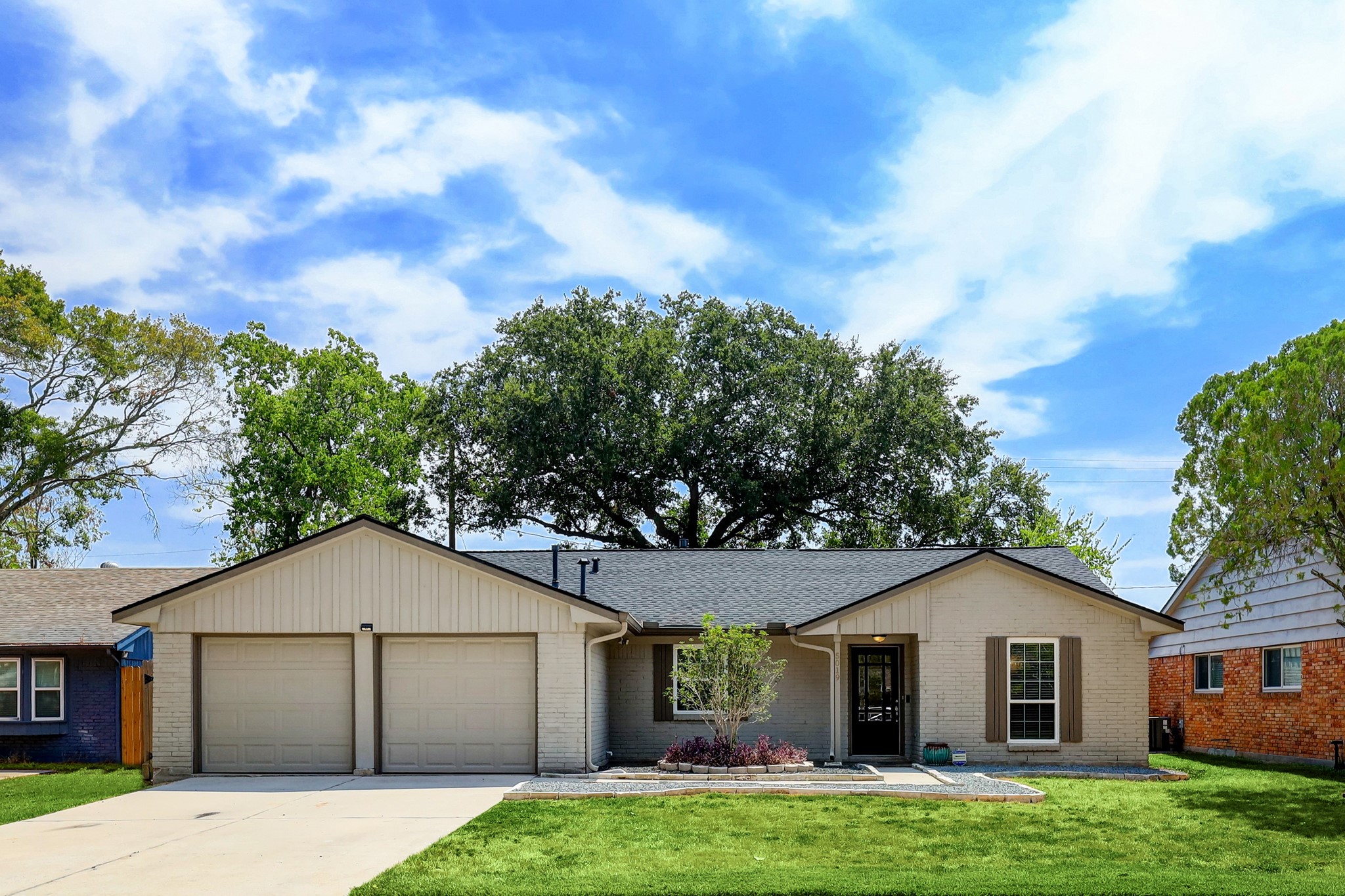 5019 Kingfisher Drive Houston TX 77035