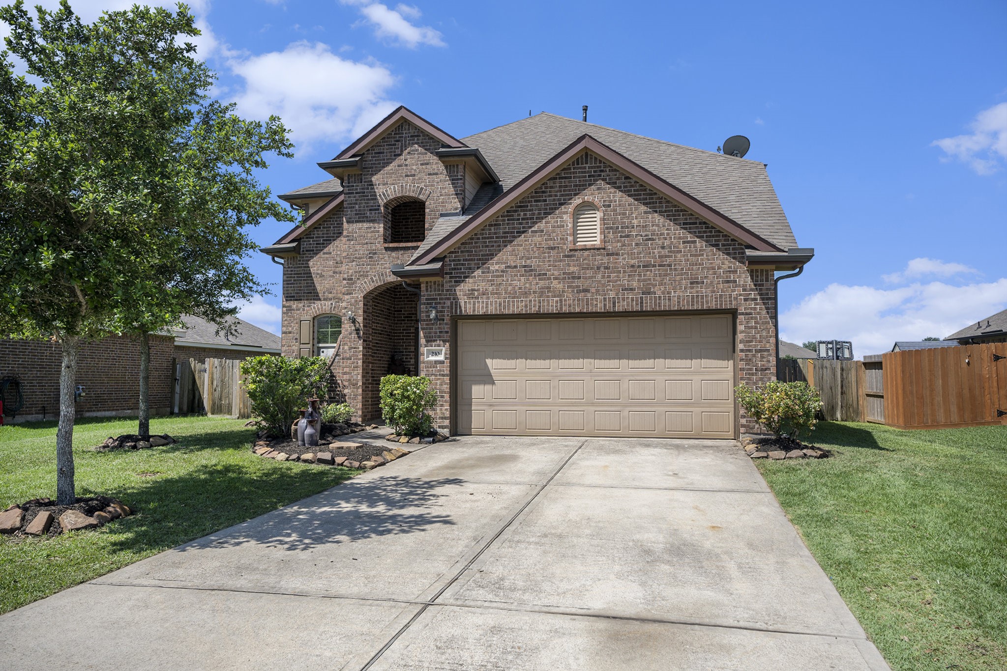 210 Harbor Bend Lane Dickinson TX 77539