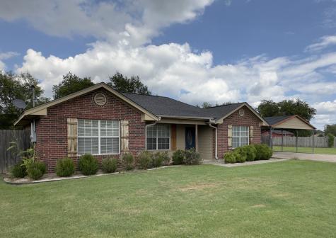 205 Majestic Prince Street Groesbeck TX 76642