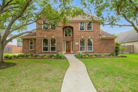 514 Lakeside Lane Friendswood TX 77546