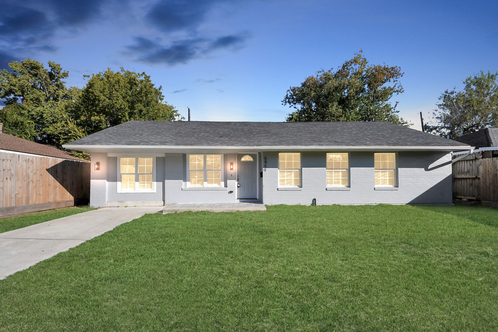 5959 Belmark Street Houston TX 77033